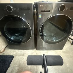 2024 LG WASHER AND DRYER