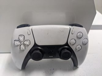 PS5 Controllers 