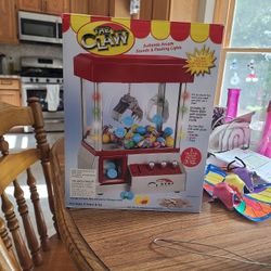 The Claw Mini Arcade Game Brand New In Box!