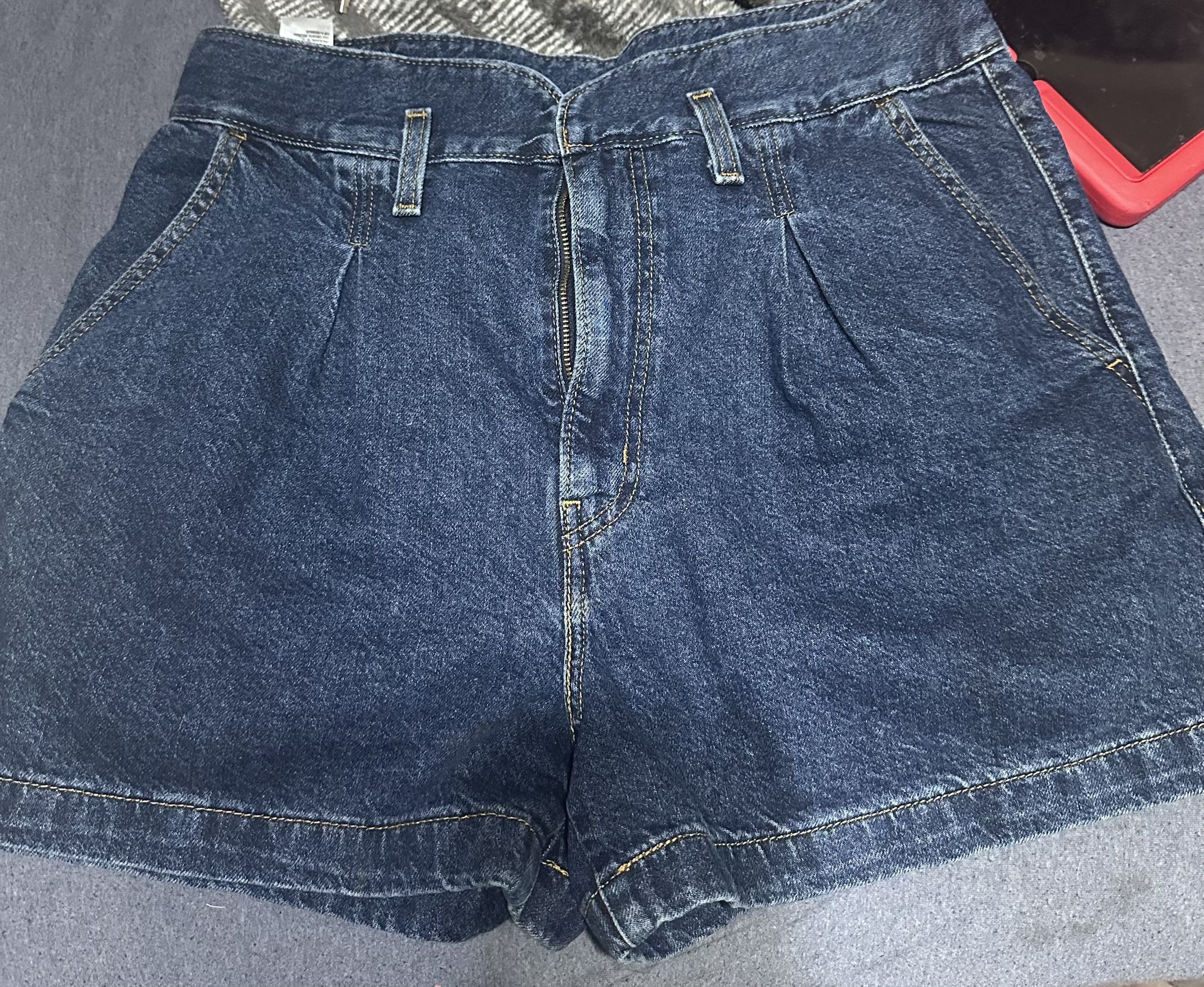 Women’s Levi’s Shorts