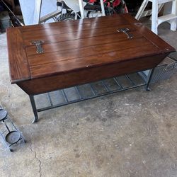Excellent Opening Wood Table& candle Holder
