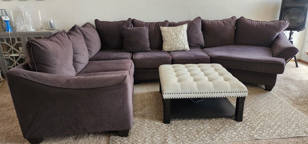 Sofa & Ottoman