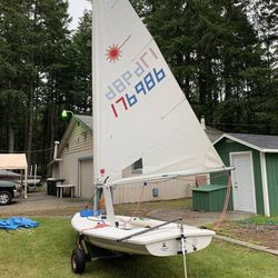 2003 Laser Sailboat Racing Dinghy multiple rigs