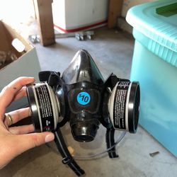 Safety Equipment - North® 7700 Half-Face Respirator - Large