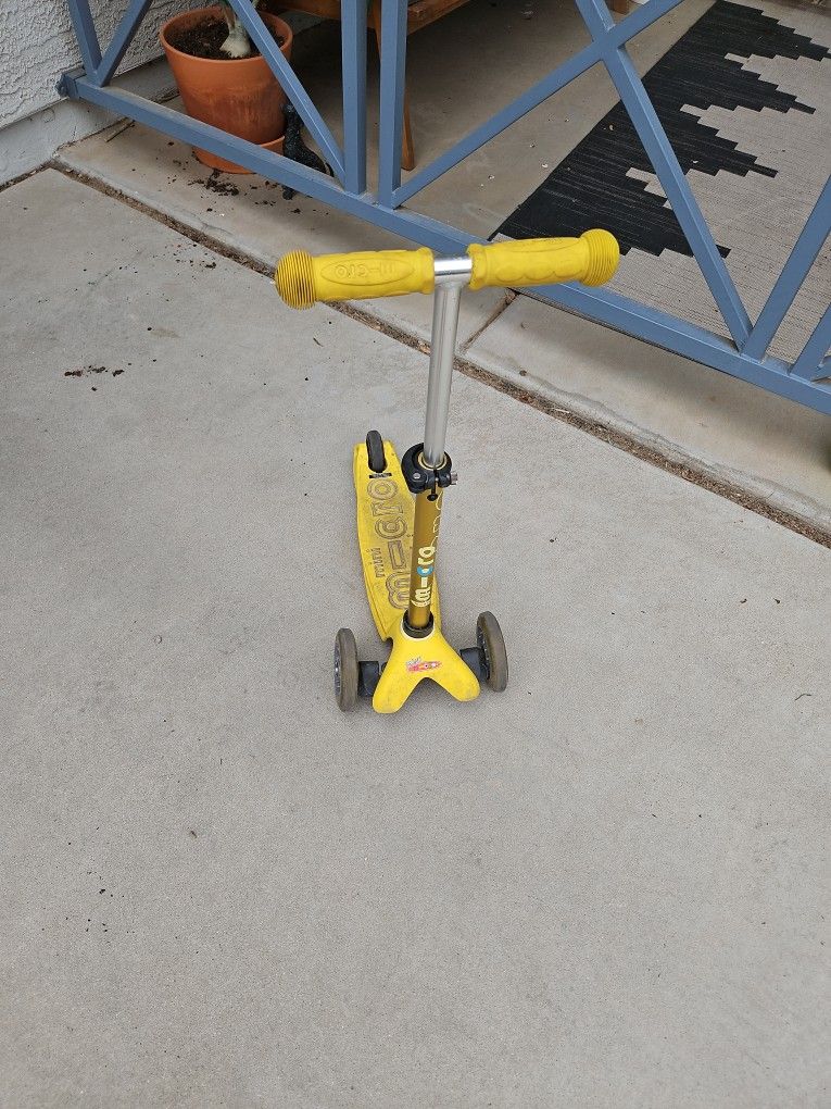 Micro Mini Scooter