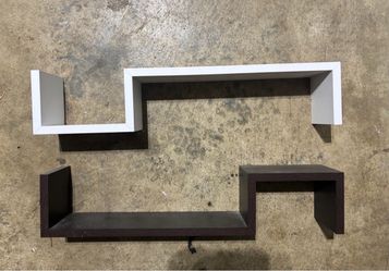 FREE floating shelves