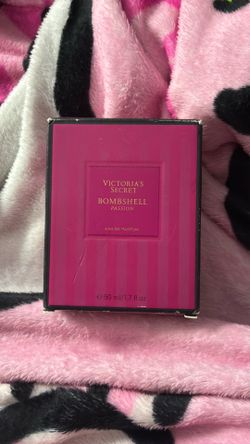 Perfume vs bombshell passion