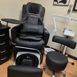 Non- Plumbing Pedi Spa Chair Avail as of August 10th
