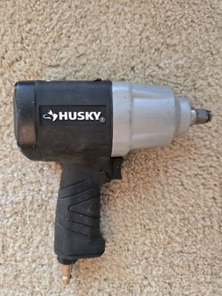 Husky 650 ft./lbs. 1/2 in. Impact Wrench H4455