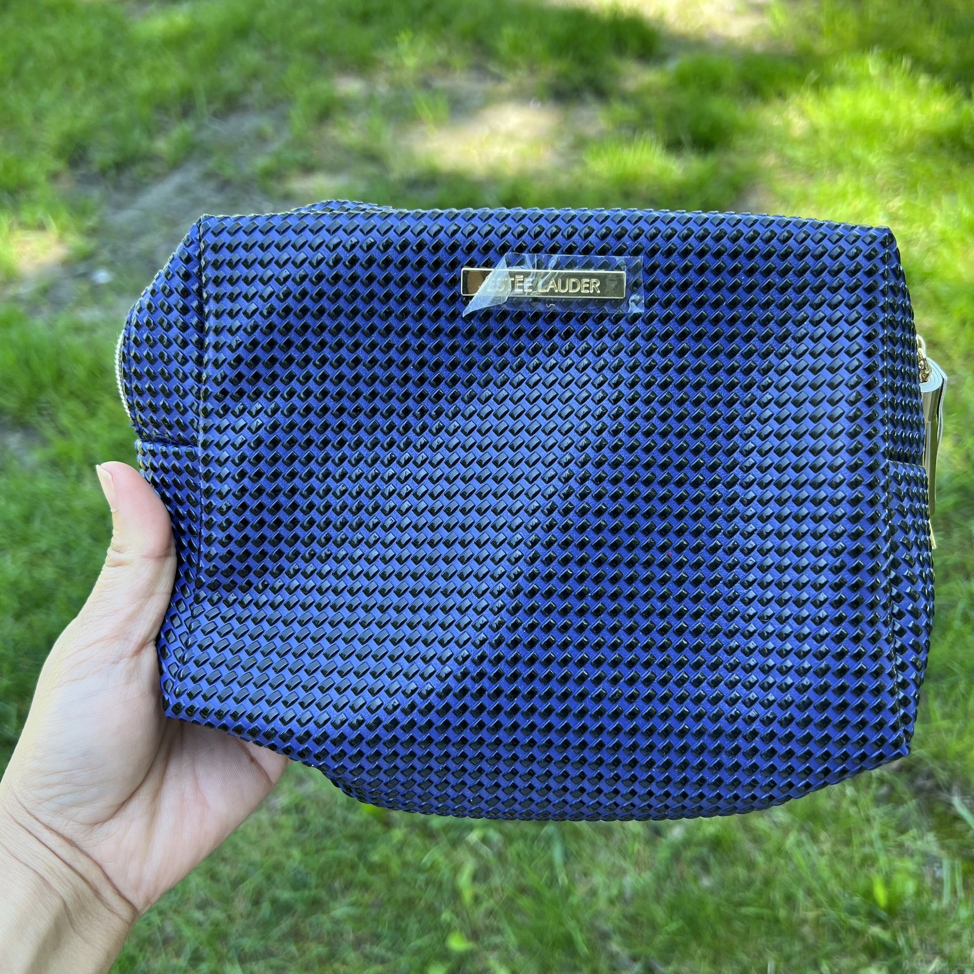 Estee Lauder zipper cosmetic bags