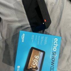 Amazon Echo Show 5 (2nd Gen) – Like New w/ Charger & Box