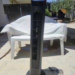 Tower Fan With Remote Control 