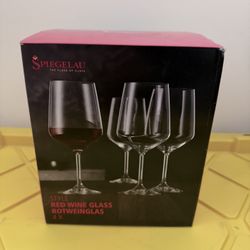 Red Wine Glasses Set of 4-European-Made Lead-Free Crystal, Classicc,Style Wine G