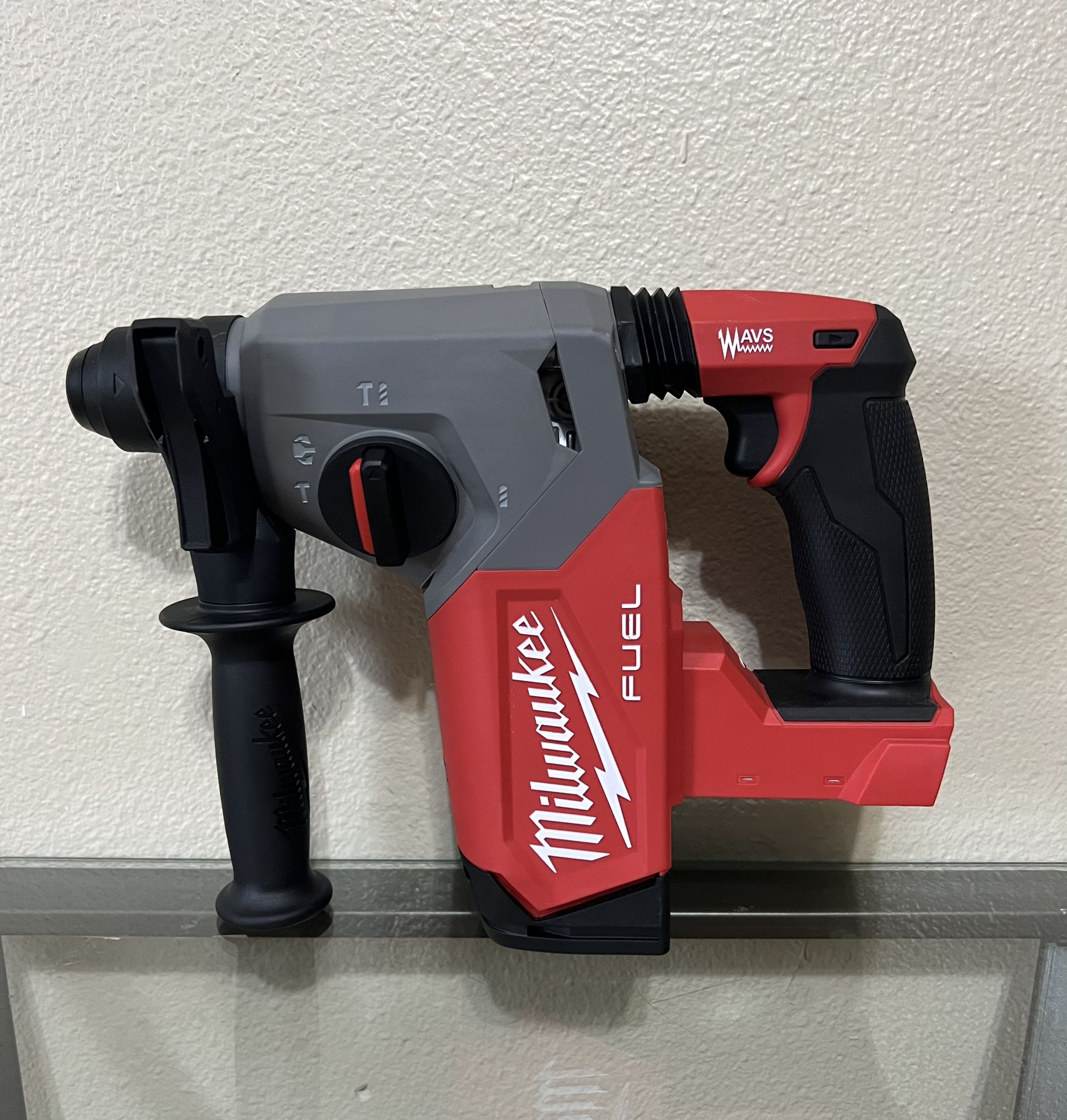 New Rotary Hammer Drill Fuel M18 (TOOL ONLY)
