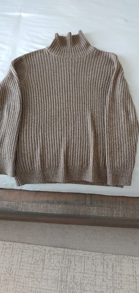Harrison Davis Men's Large Turtleneck Sweater