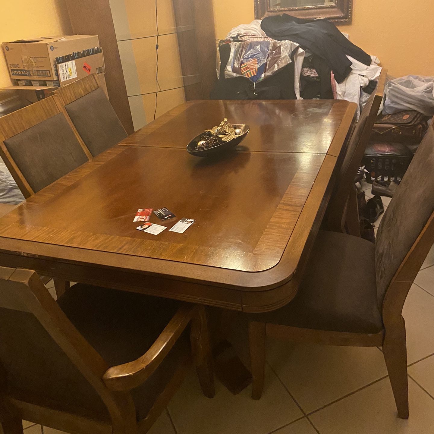 Dining Room Set (Price Reduced) 