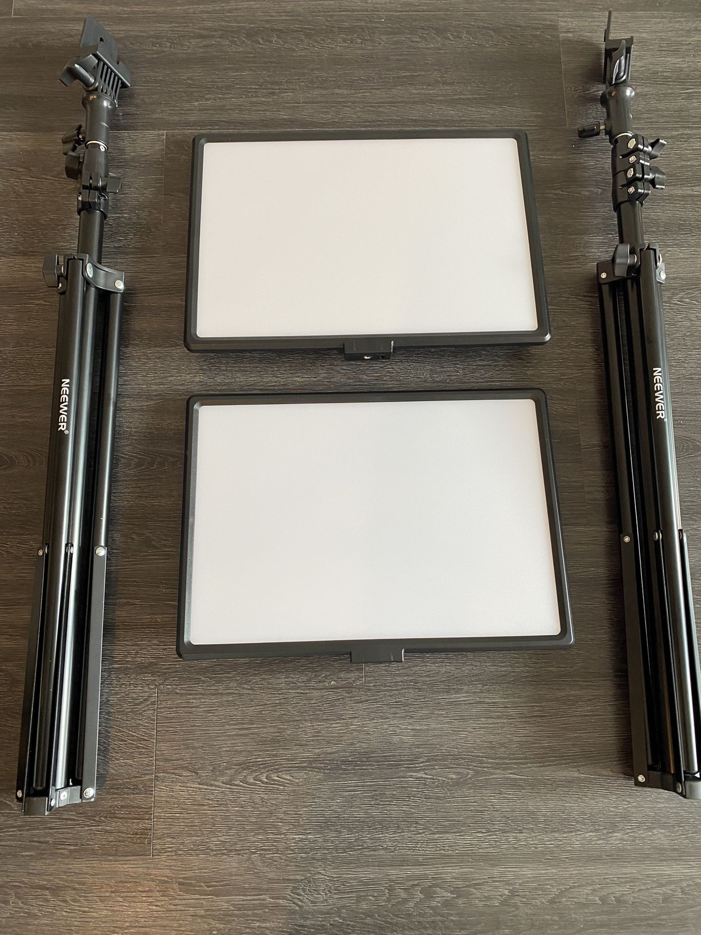 Neewer 18’ Dimmable Bi Color LED Panel Light w/ 7ft Mount Stand