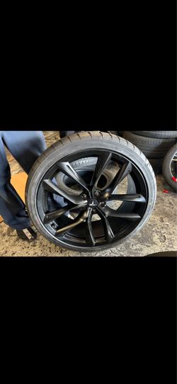 Tesla model s 19” Blk new performance style rims tires sets