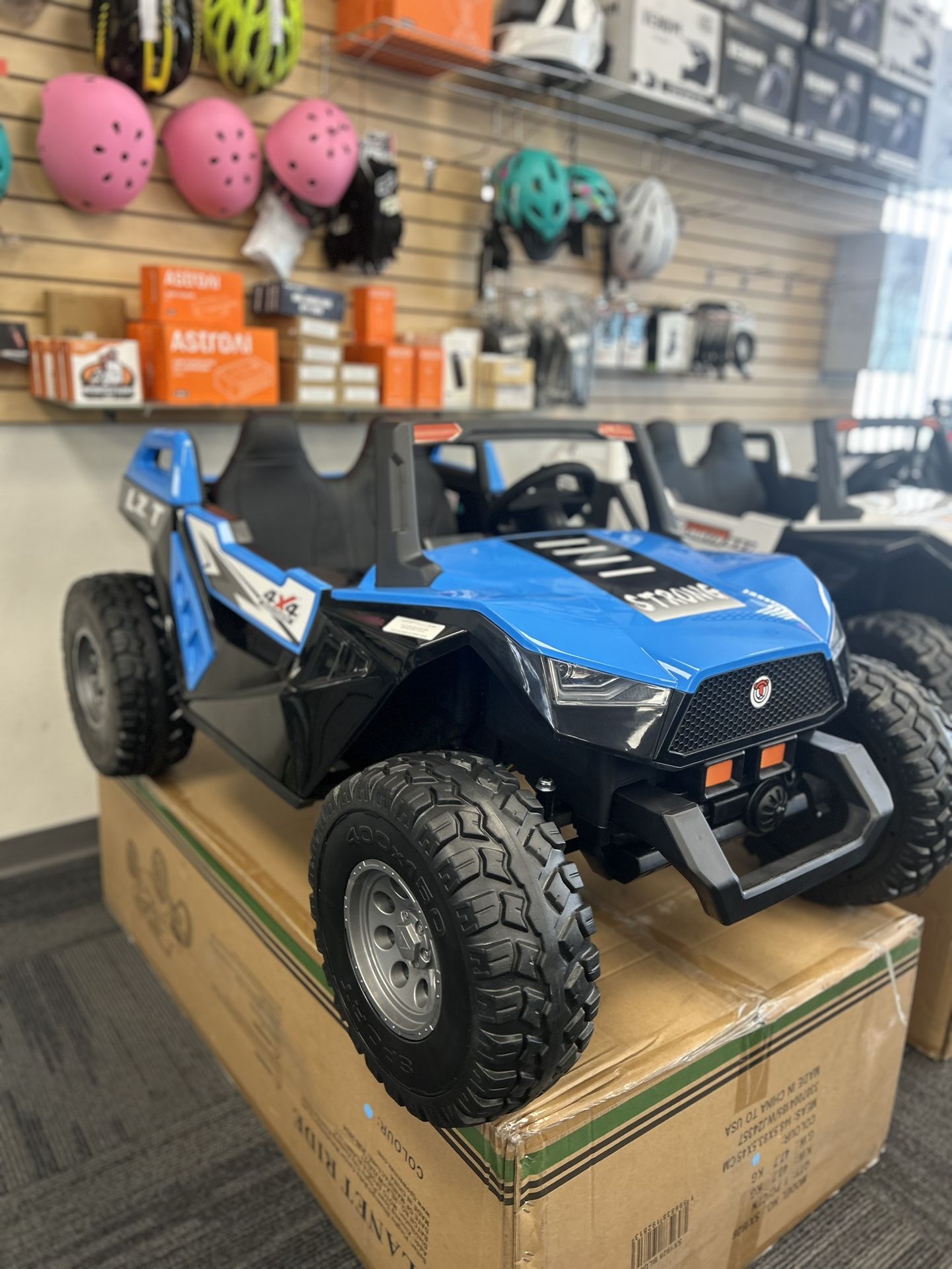 24V Kids Power Riding Toy With Bluetooth For Kids.