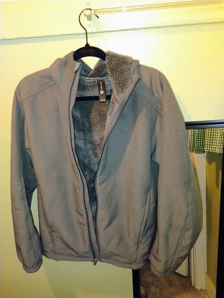 WATERPROOF WINTER JACKET WITH HOOD AND FLEECE INTERIOR