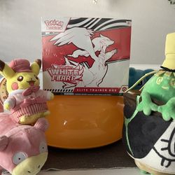 Pokemon White Flare ETB 