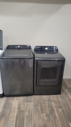 Samsung Washer And Gas Dryer Set