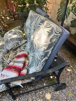 Outdoor bed/lounge (Double/Loveseat)