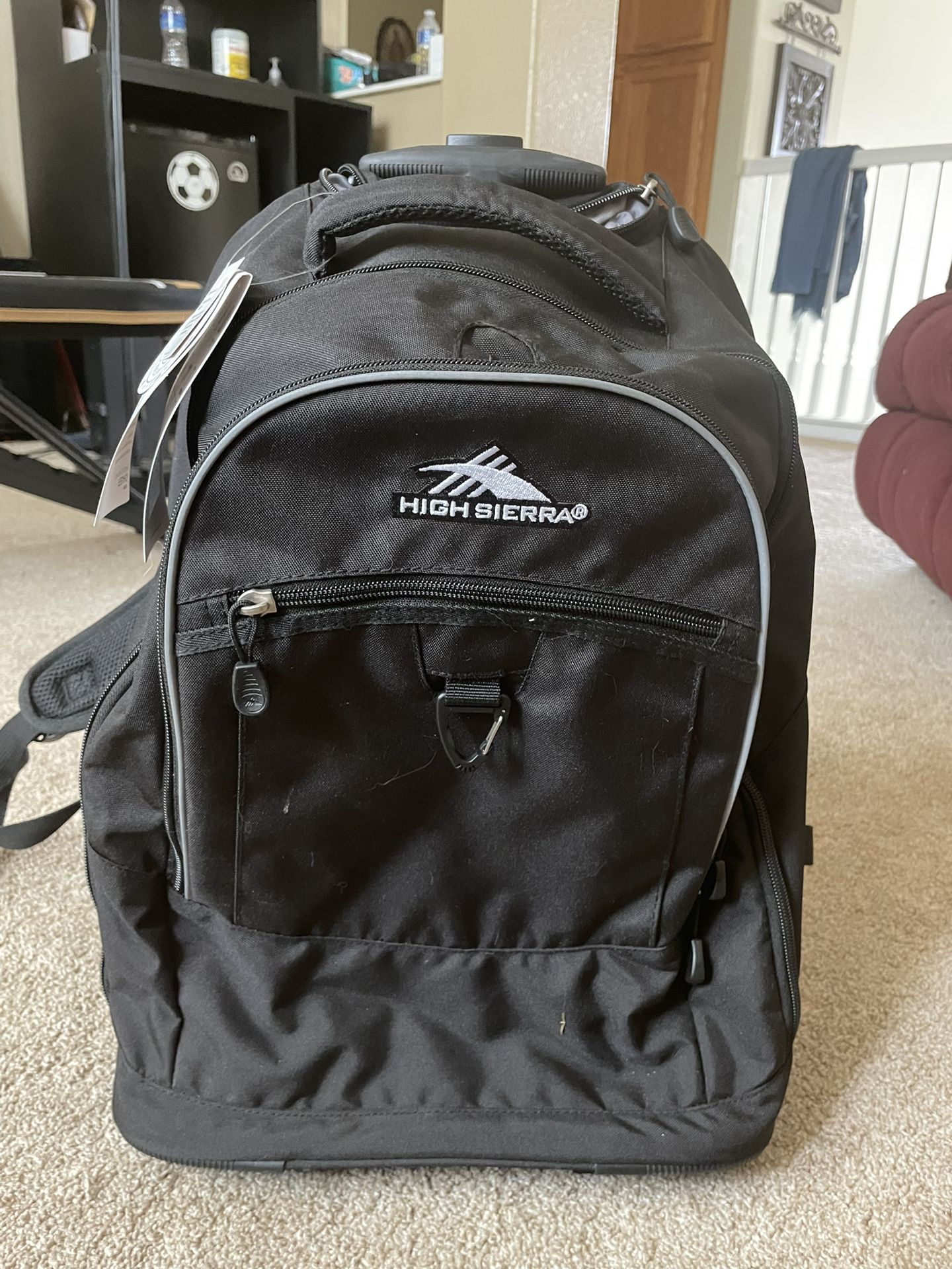 High Sierra Chaser Rolling Backpack Black