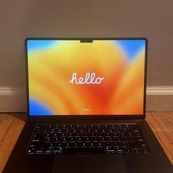 Apple MacBook Air 15.3" (512GB SSD, M2, 8GB) - Midnight | BOX AND CHARGER