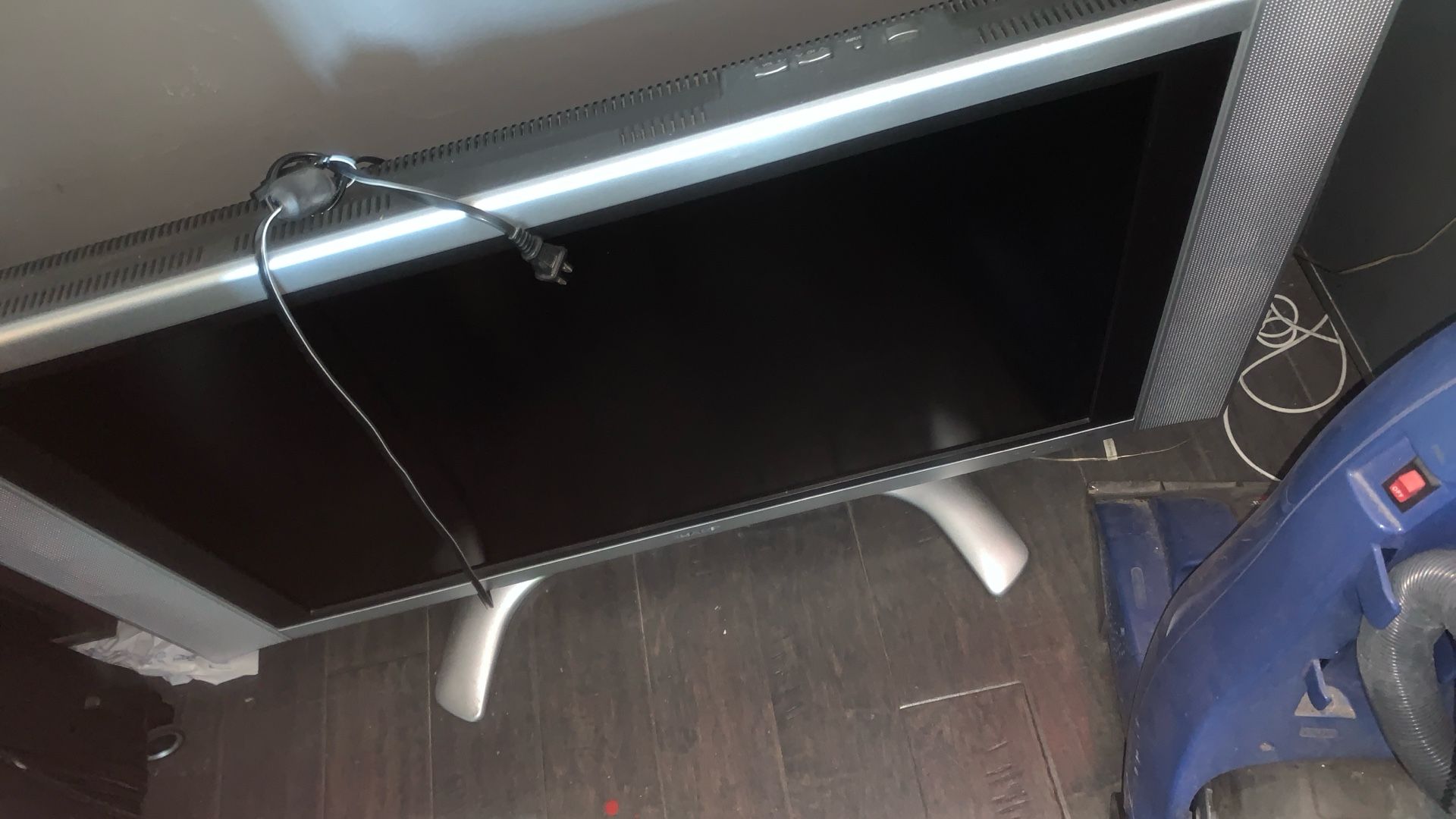 Sharp Aquos 38 Inch Tv