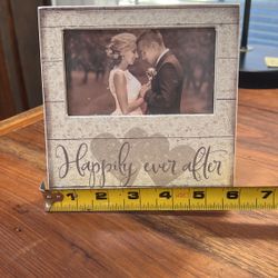Wedding Picture Frame GIFT! 6.00