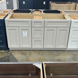 bathroom vanities 60" - 3 middle drawers