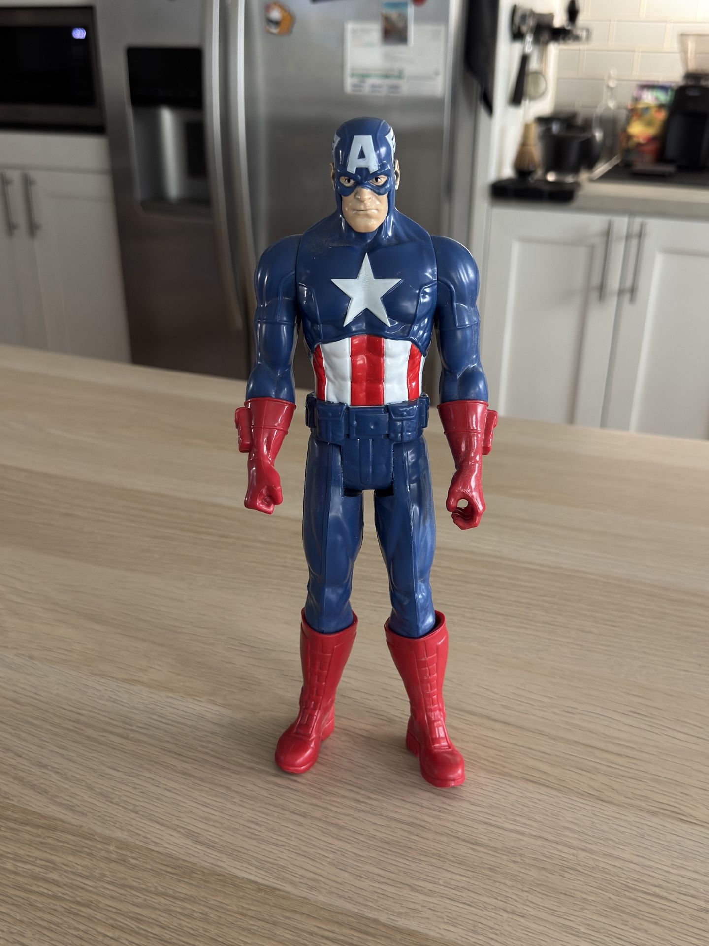 🦸♂️ Captain America Poseable Figure – 12” Tall! 🇺🇸✨