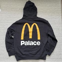 2023 Palace x McDonalds Logo hoodie sz L
