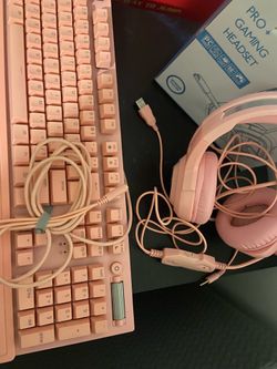 Pink  Headphone and Keyboard combo