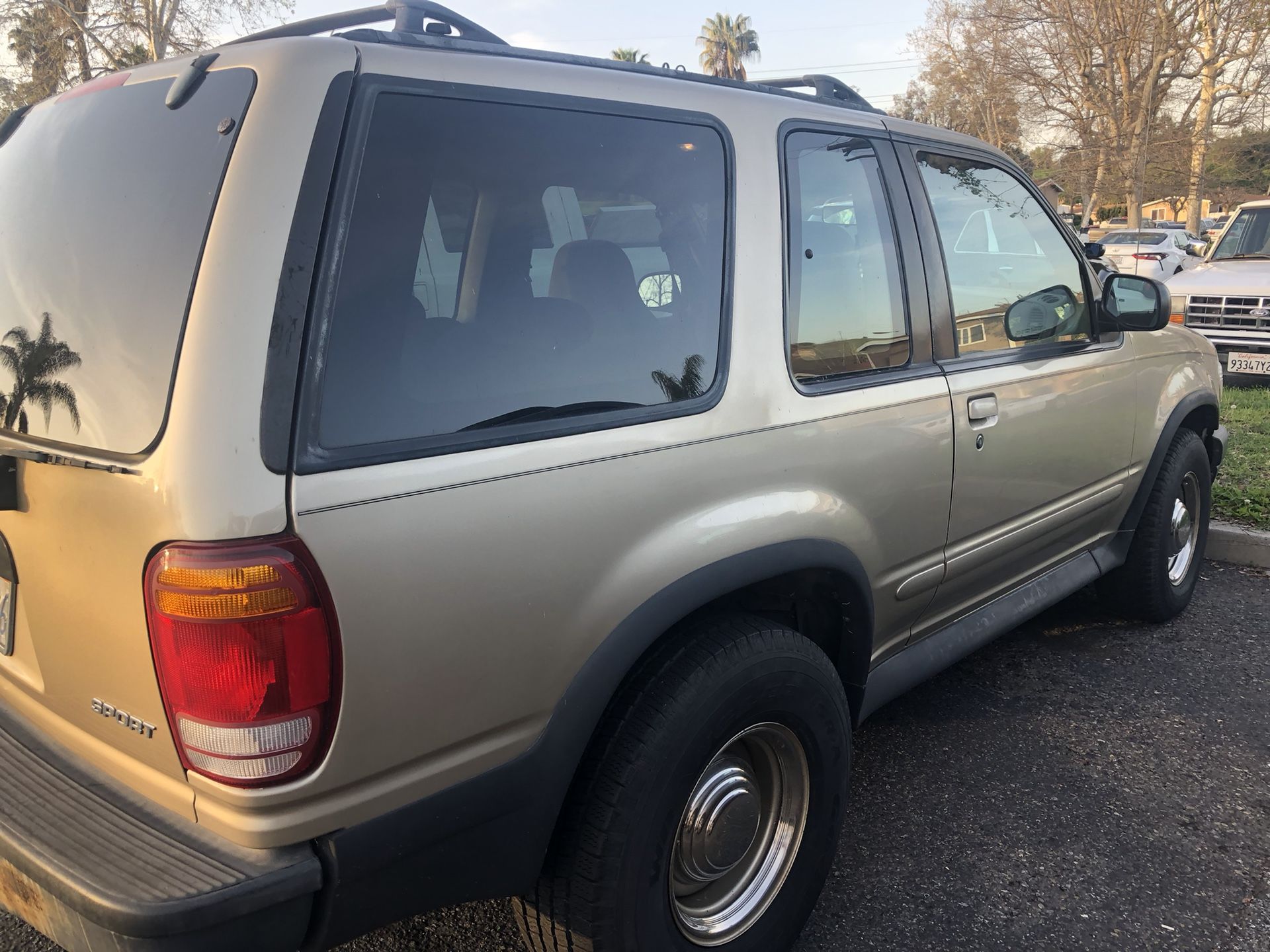 2000 Ford Explorer for Sale in Ladera Ranch, CA - OfferUp