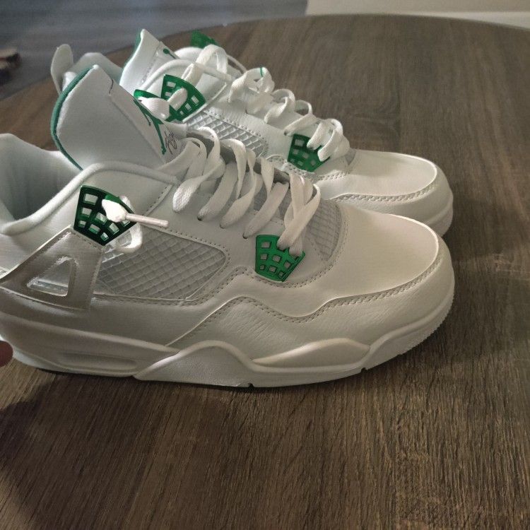 Jordan 4 Metallic Green 