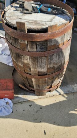 Wine Barrel Free