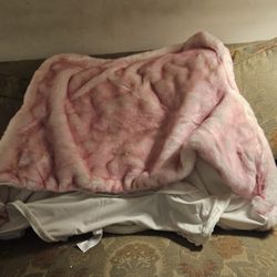 POTTERY BARN KIDS my first chair slip cover thats ponk and fuzzy brand new with tags
