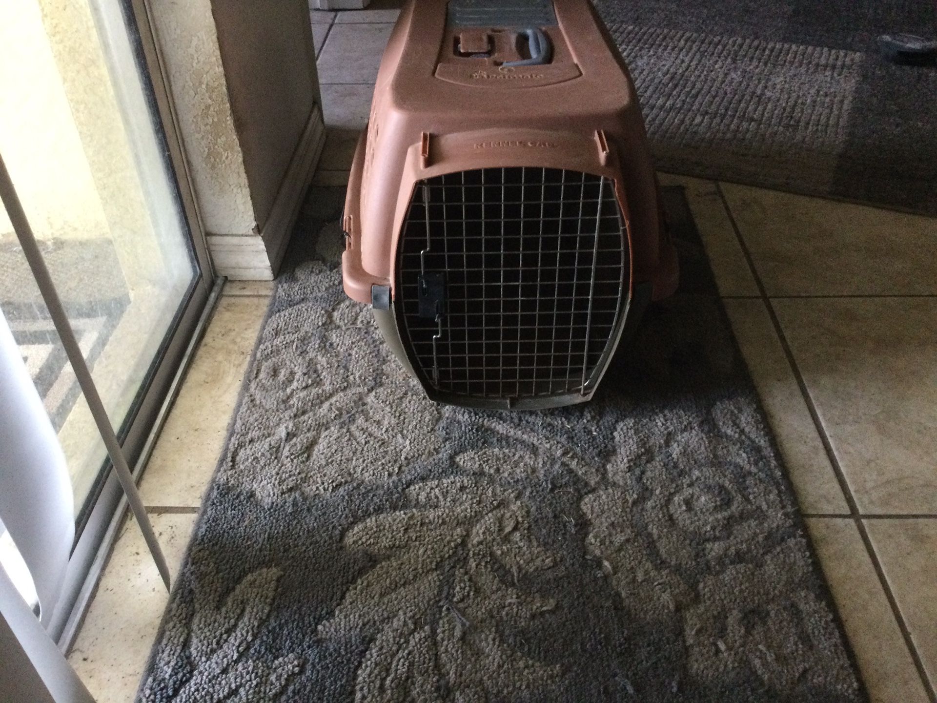 Dog Crate 16x24. $25