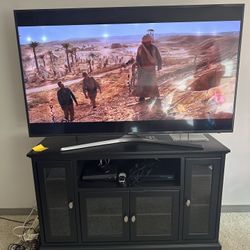 Black TV/entertainment cabinet 