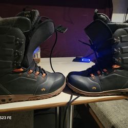 Snowboard Boots 
