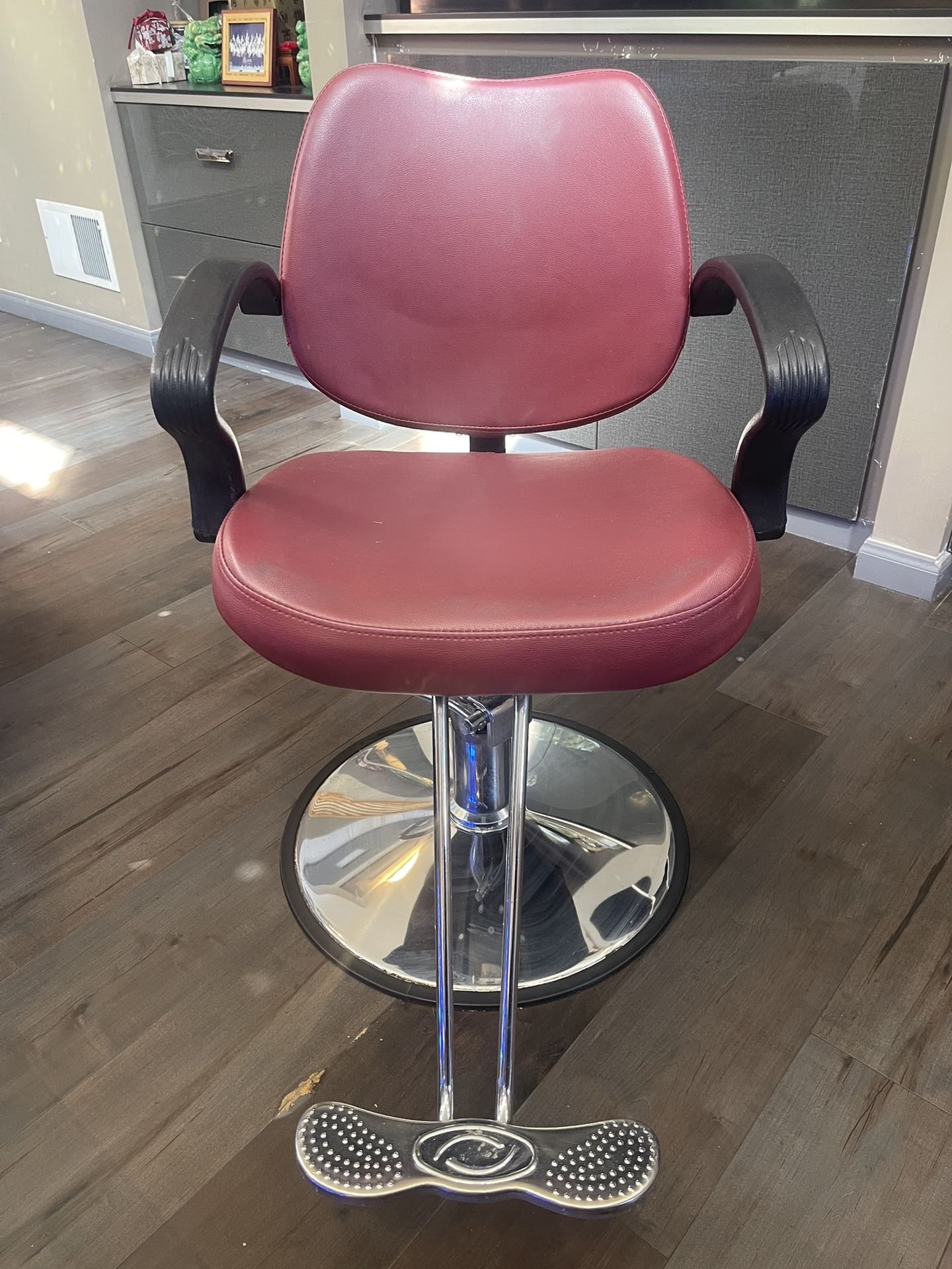 Salon Styling Chairs