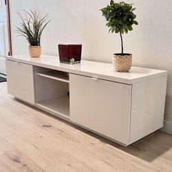 📺 TV Stand – High Gloss White – 63 x 16.5 x 17.75