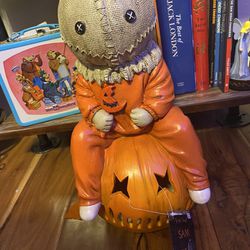 Spirit Halloween Trick r Treat Sam Pumpkin Statue LED LIGHT UP 15” Decor NEW