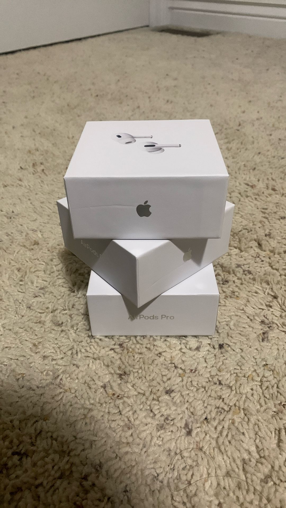 AirPods Pro (2nd Generation) with MagSafe Charging Case (USB-C)