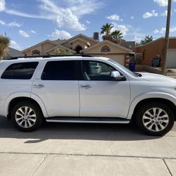 2011 Toyota Sequoia