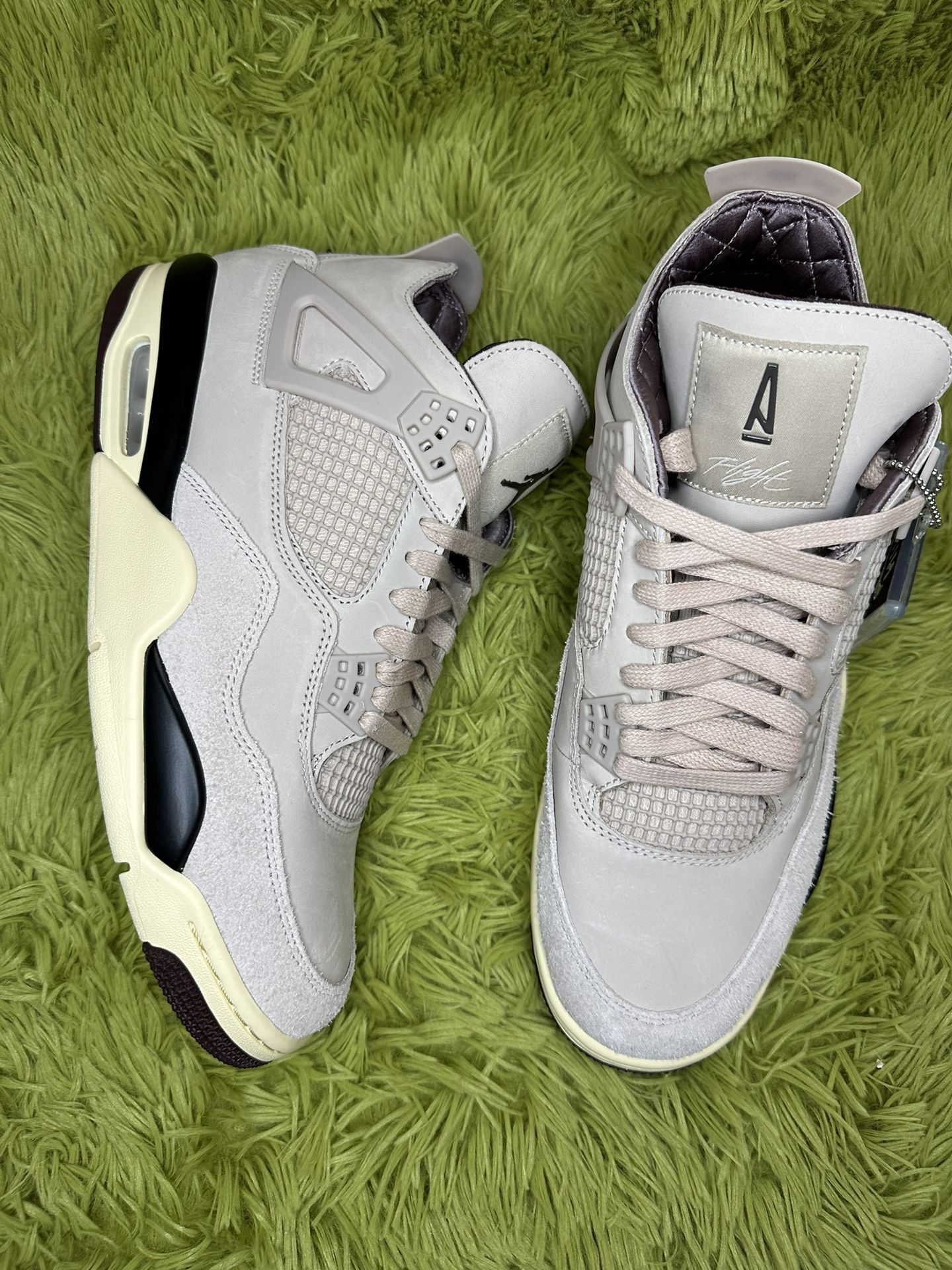 AIR JORDAN RETRO 4 X A MA MANIERE (MENS SIZE 10.5/ WMNS 12) FZ4810-200