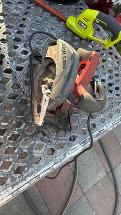 vintage Skilsaw circular saw