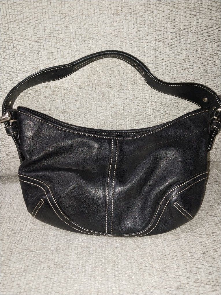 Vintage COACH mini Hobo